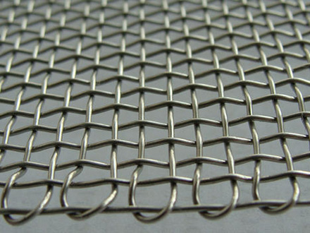 <a href=http://www.3308mentone.com target='_blank'>軋花網</a>在石油鉆井平臺防護的應用案例 <a href=http://www.3308mentone.com target='_blank'>軋花網</a>在石油鉆井平臺防護的應用案例